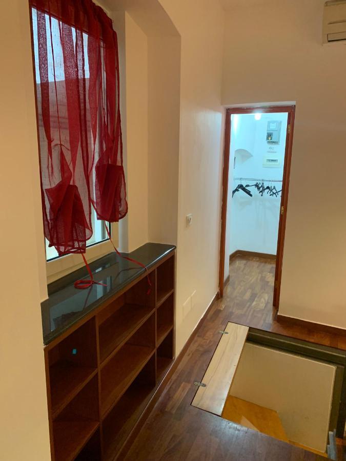 Chiostro Di Santa Chiara Bed and Breakfast Napels Buitenkant foto